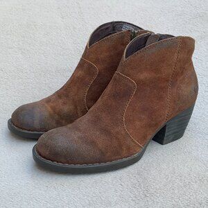 Born Michel Distressed Suede Low Heel Ankle Booties Sz 7.5